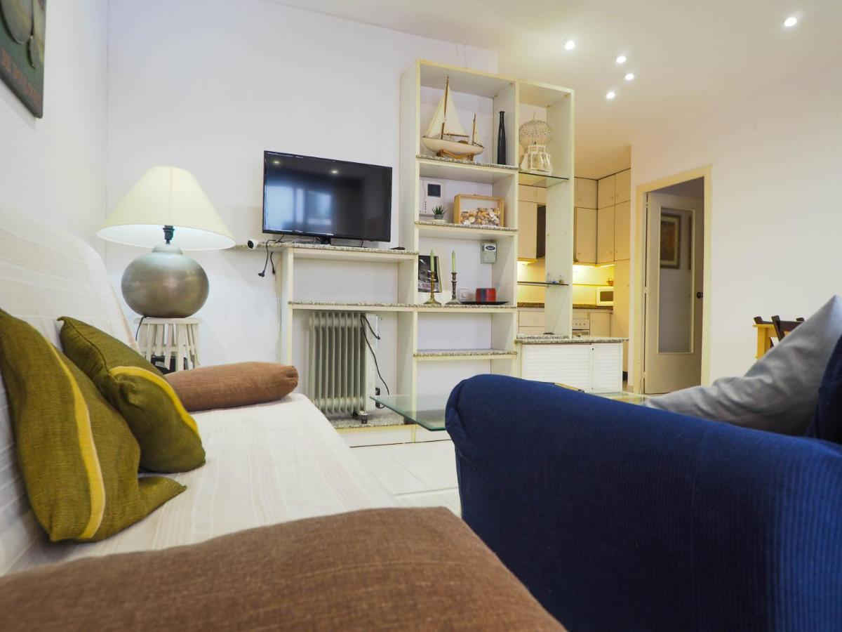 Sunflower Apartment By Hello Homes Sitges Esterno foto