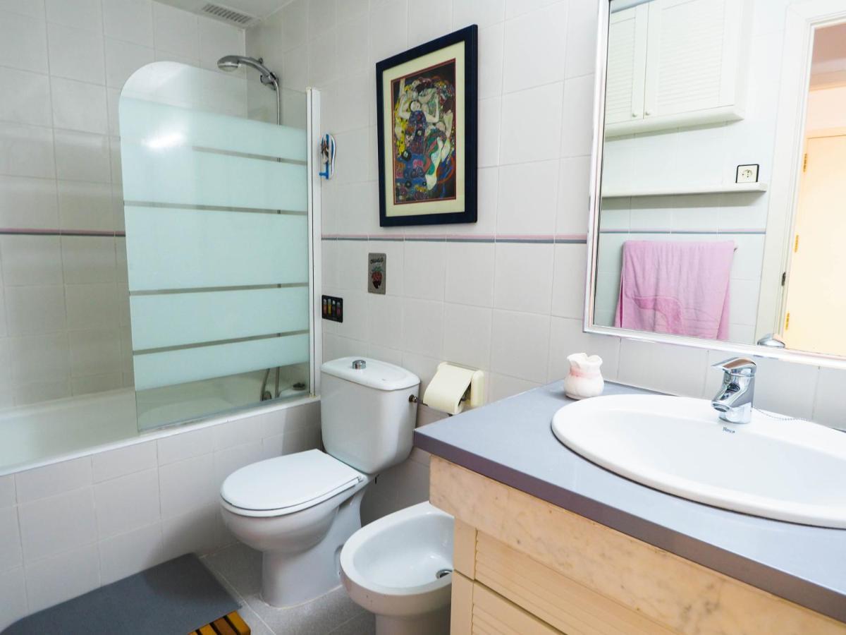 Sunflower Apartment By Hello Homes Sitges Esterno foto